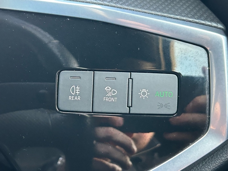 Used Audi Q3 2022 for sale - 76712093: Photo 33