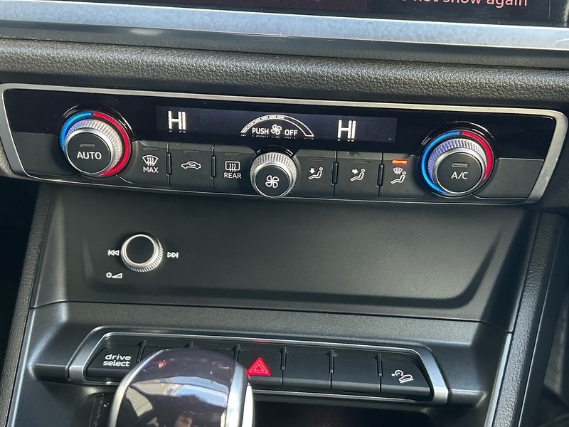 Used Audi Q3 2022 for sale - 76712093: Photo 50