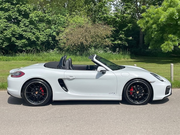 Used Porsche Boxster 2015 for sale - 76253163: Photo 2