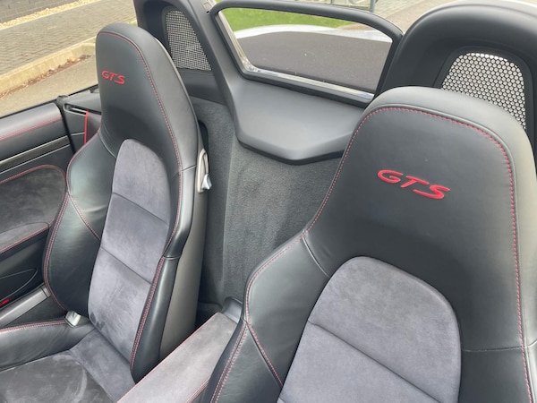 Used Porsche Boxster 2015 for sale - 76253163: Photo 34