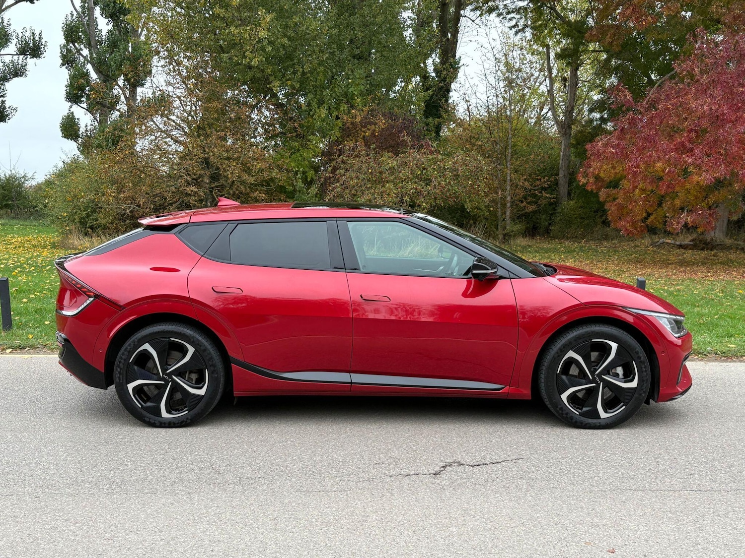 Used Kia EV6 2021 for sale - 76809291: Photo 2