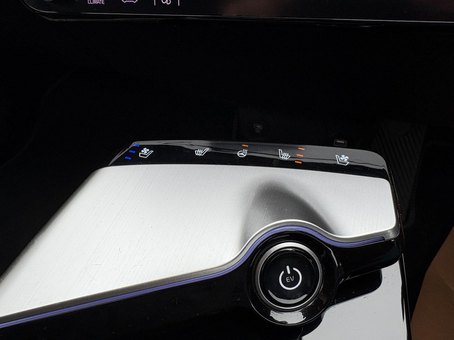 Used Kia EV6 2021 for sale - 76809291: Photo 44