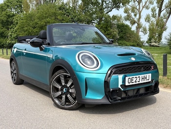 Used MINI Convertible 2023 for sale - 78535297: Photo