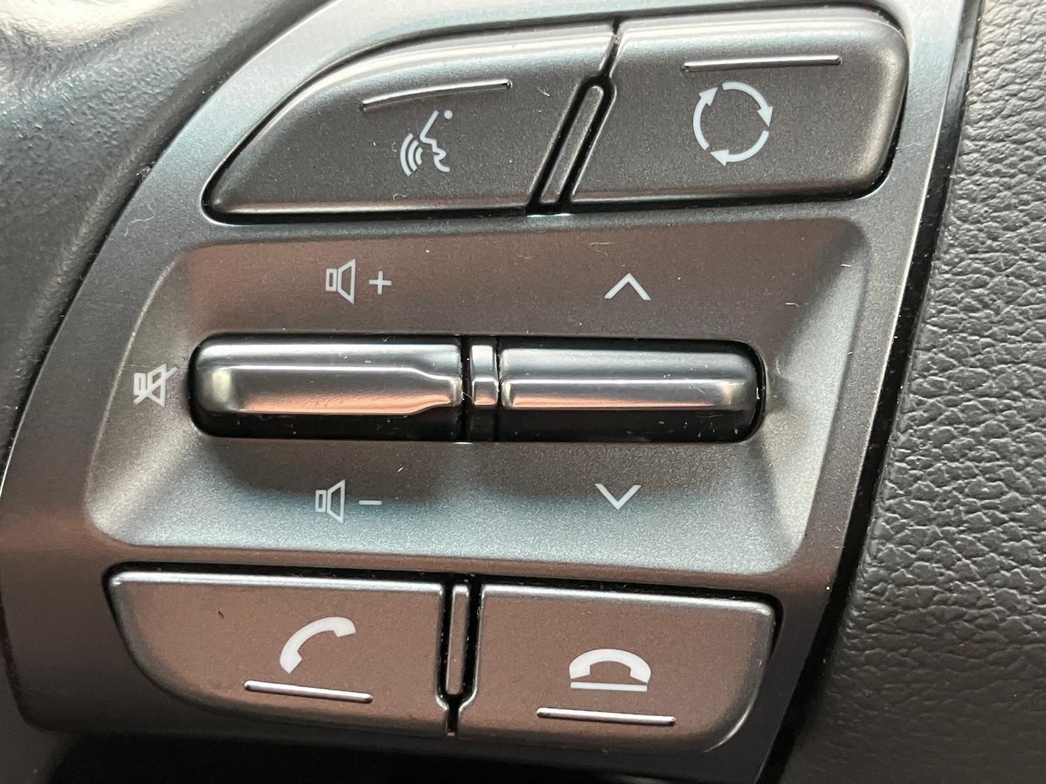 Used Hyundai IONIQ 2020 for sale - 76953572: Photo 24