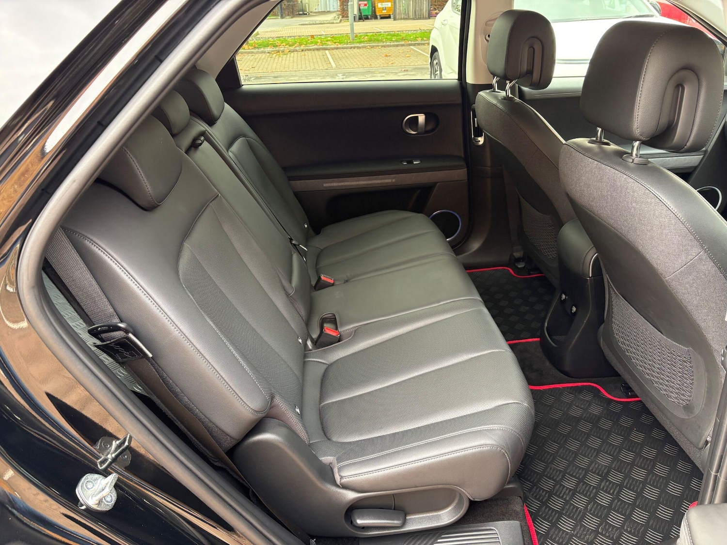 Used Hyundai IONIQ 5 2023 for sale - 76809292: Photo 24