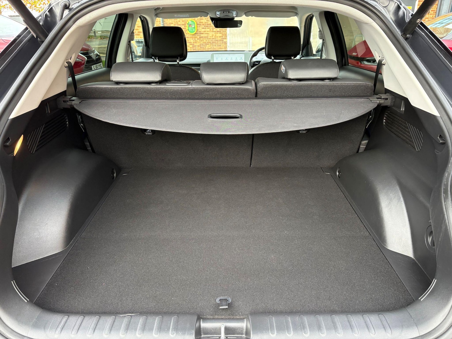 Used Hyundai IONIQ 5 2023 for sale - 76809292: Photo 32