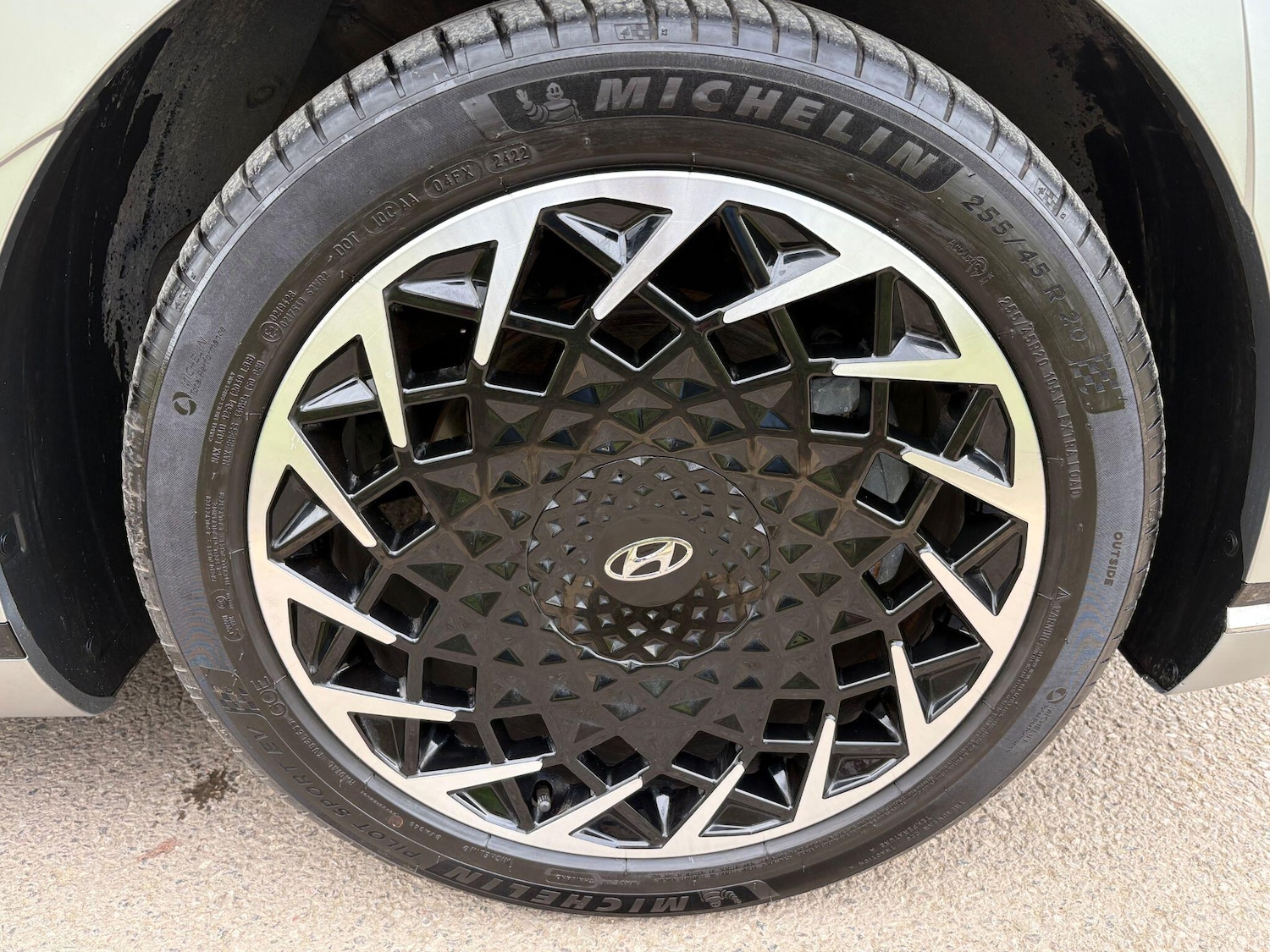 Used Hyundai IONIQ 5 2023 for sale - 76809292: Photo 53