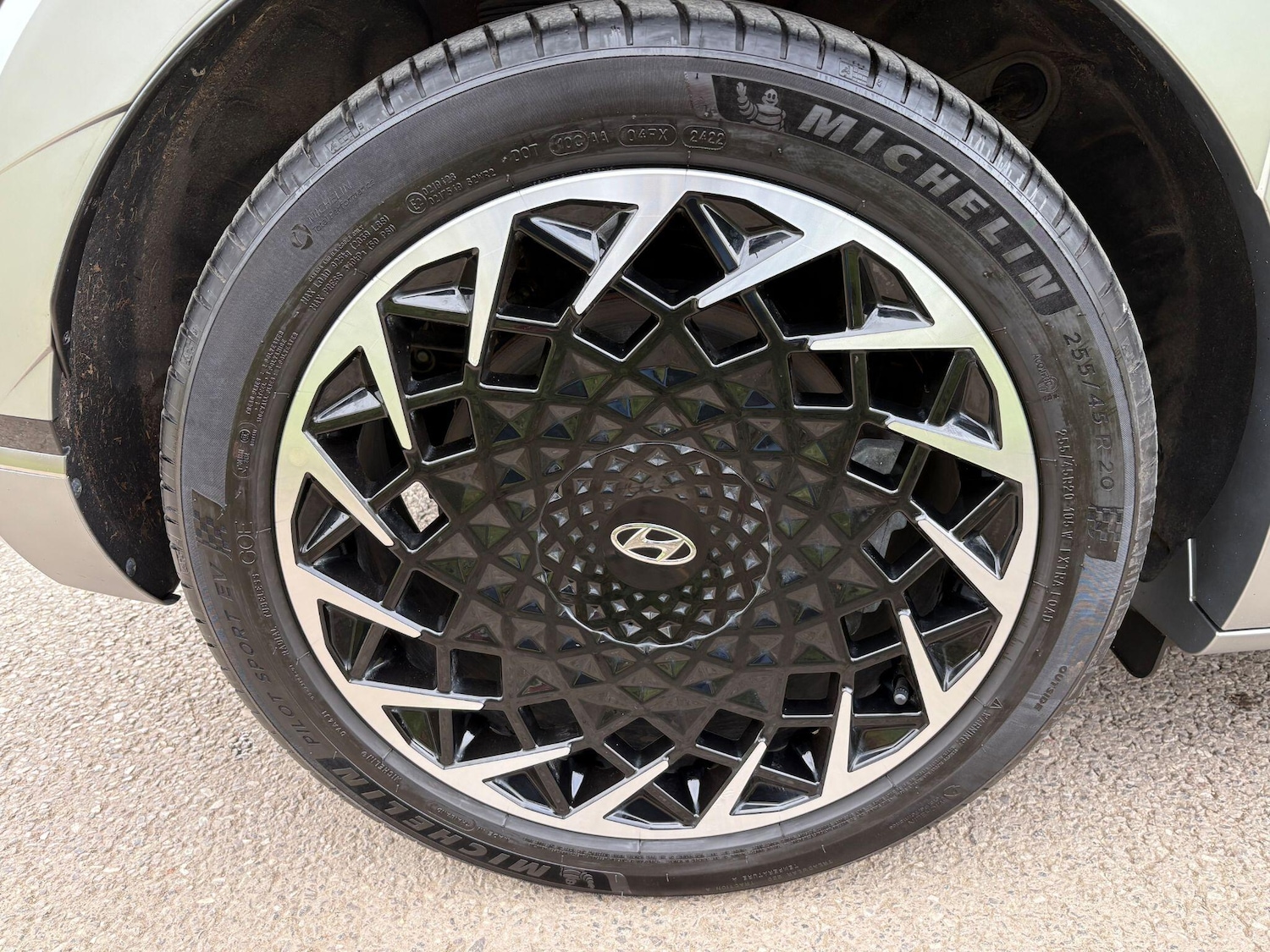 Used Hyundai IONIQ 5 2023 for sale - 76809292: Photo 54