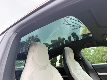 Used Porsche Taycan 2022 for sale - 78982651: Photo