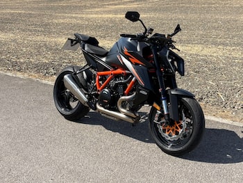 Used KTM 1390 Super Duke R 2025 for sale - bike-79634824: Photo