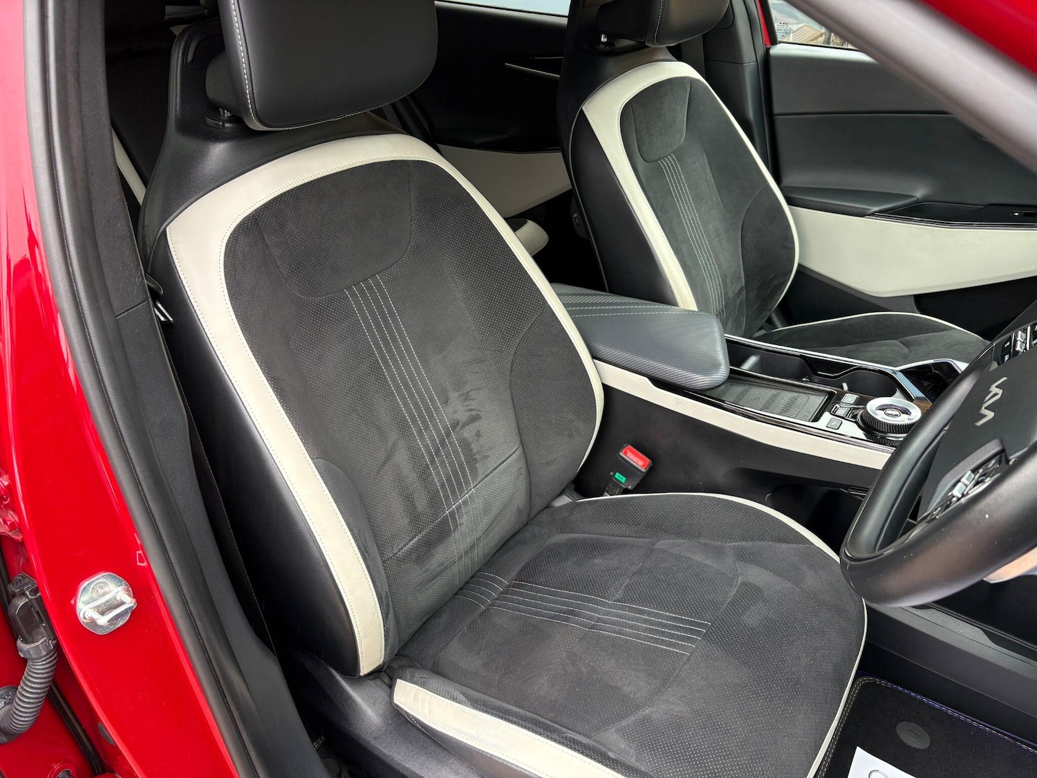 Used Kia EV6 2021 for sale - 76057819: Photo 19