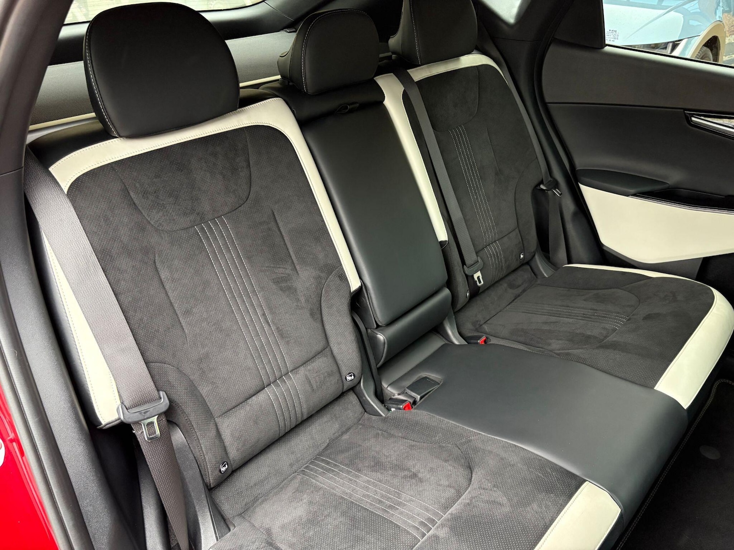 Used Kia EV6 2021 for sale - 76057819: Photo 25