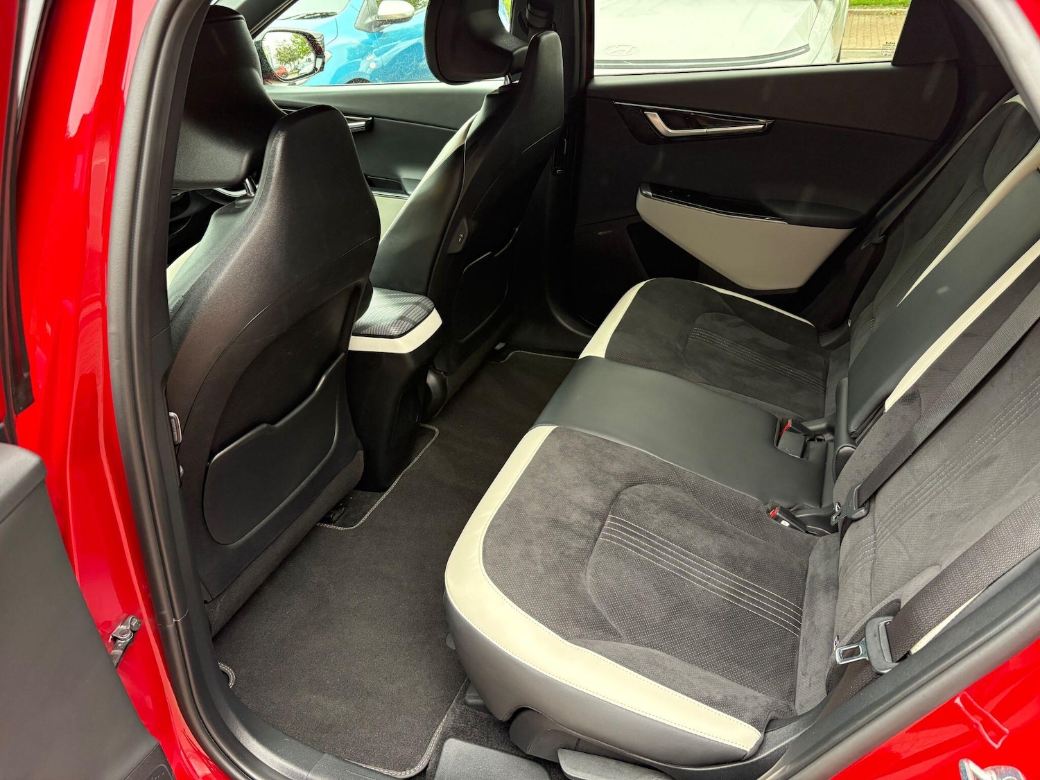 Used Kia EV6 2021 for sale - 76057819: Photo 32