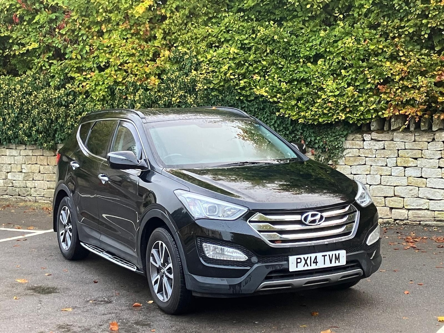 Used Hyundai Santa Fe 2014 for sale - 76330378: Photo 1