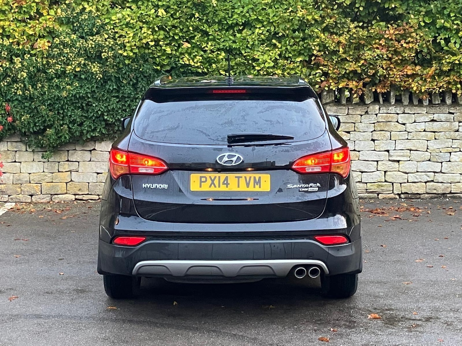 Used Hyundai Santa Fe 2014 for sale - 76330378: Photo 10