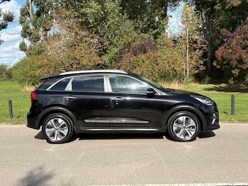 Used Kia Niro 2020 for sale - 76040556: Photo