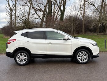 Used Nissan Qashqai 2014 for sale - 76899014: Photo