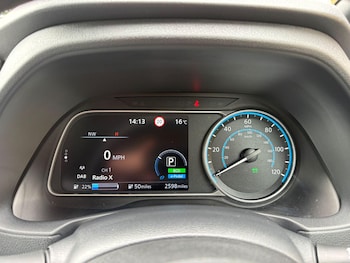 Used Nissan Leaf 2022 for sale - 78809661: Photo