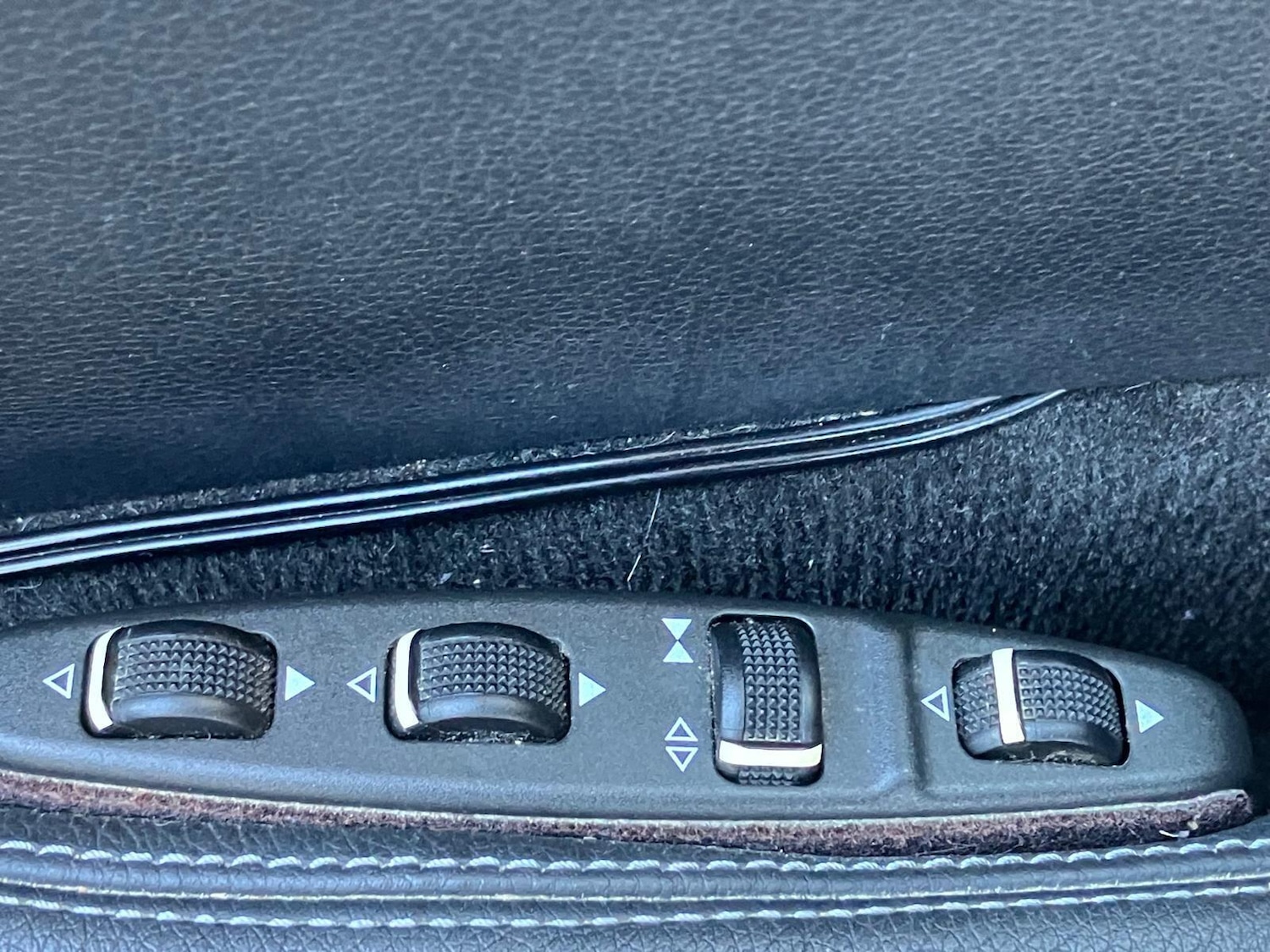 Used Mercedes-Benz E Class 2013 for sale - 77060135: Photo 23