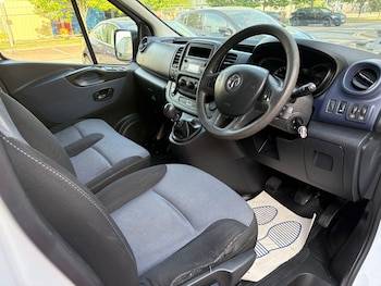 Used Vauxhall Vivaro 2015 for sale - 79106249: Photo
