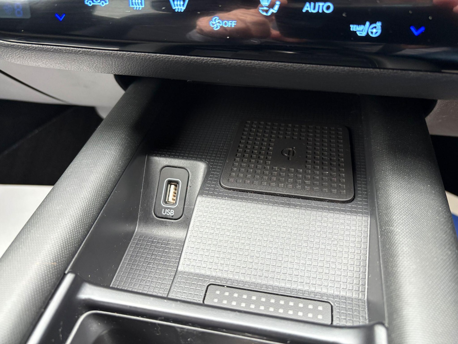 Used Hyundai IONIQ 6 2023 for sale - 76526913: Photo 48