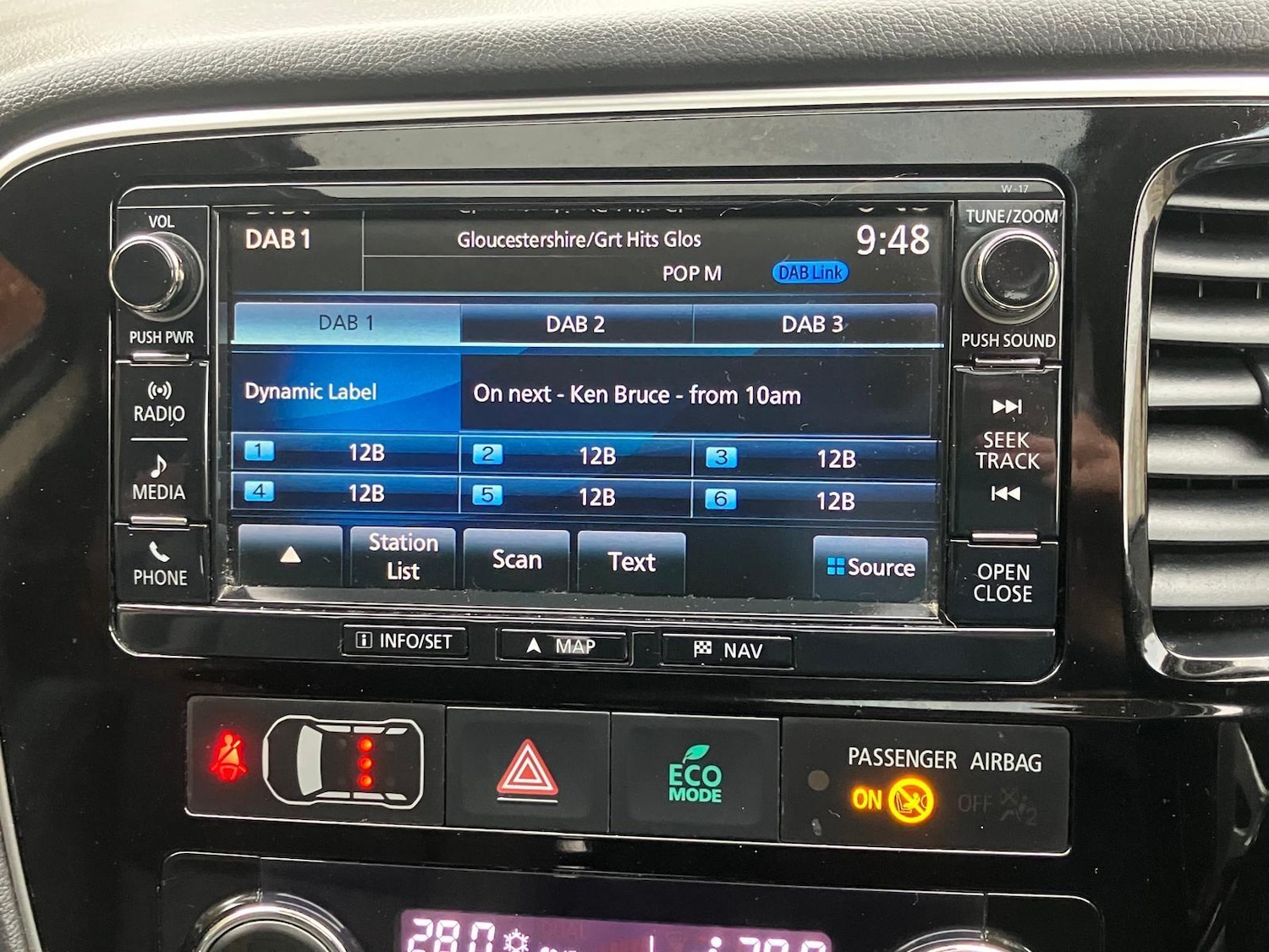 Used Mitsubishi Outlander 2017 for sale - 76731748: Photo 25