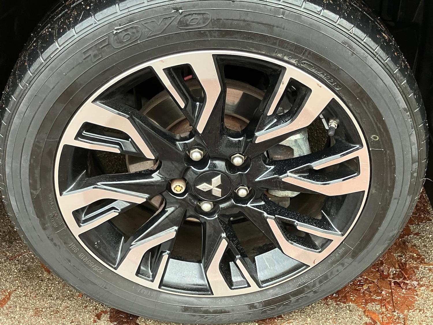 Used Mitsubishi Outlander 2017 for sale - 76731748: Photo 32