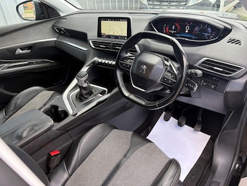 Used Peugeot 3008 2017 for sale - 78608729: Photo
