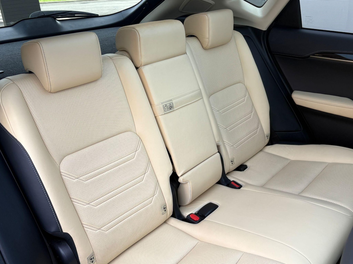 Used Lexus NX 2015 for sale - 76382786: Photo 24