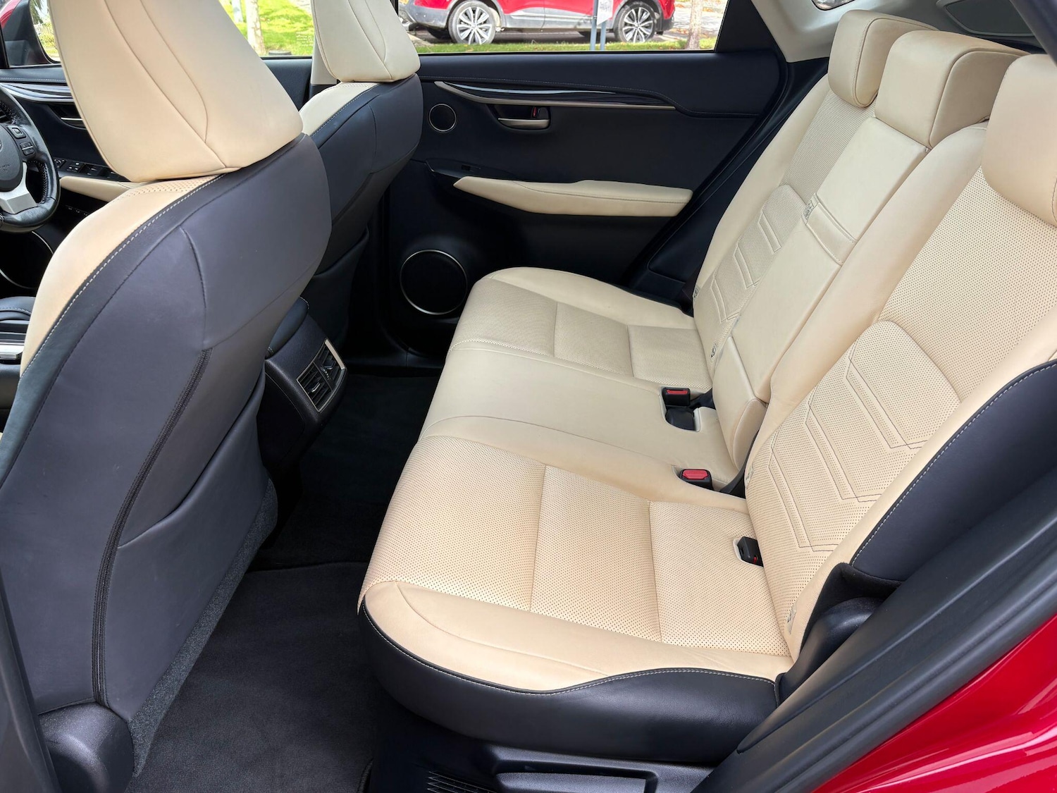 Used Lexus NX 2015 for sale - 76382786: Photo 32