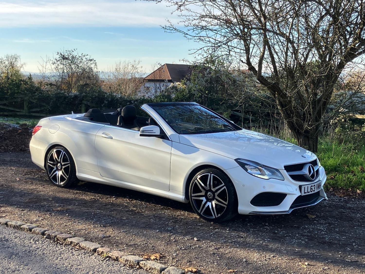 Used Mercedes-Benz E Class 2013 for sale - 76809295: Photo 1