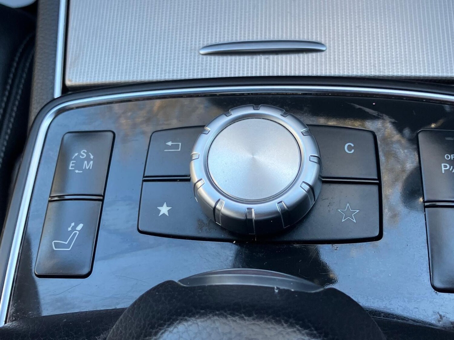 Used Mercedes-Benz E Class 2013 for sale - 76809295: Photo 21