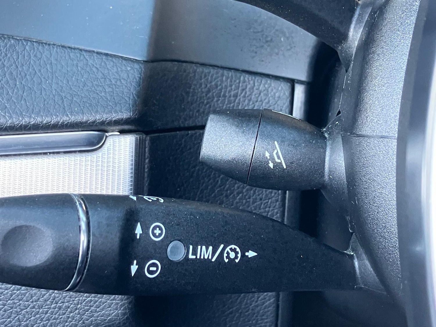 Used Mercedes-Benz E Class 2013 for sale - 76809295: Photo 22