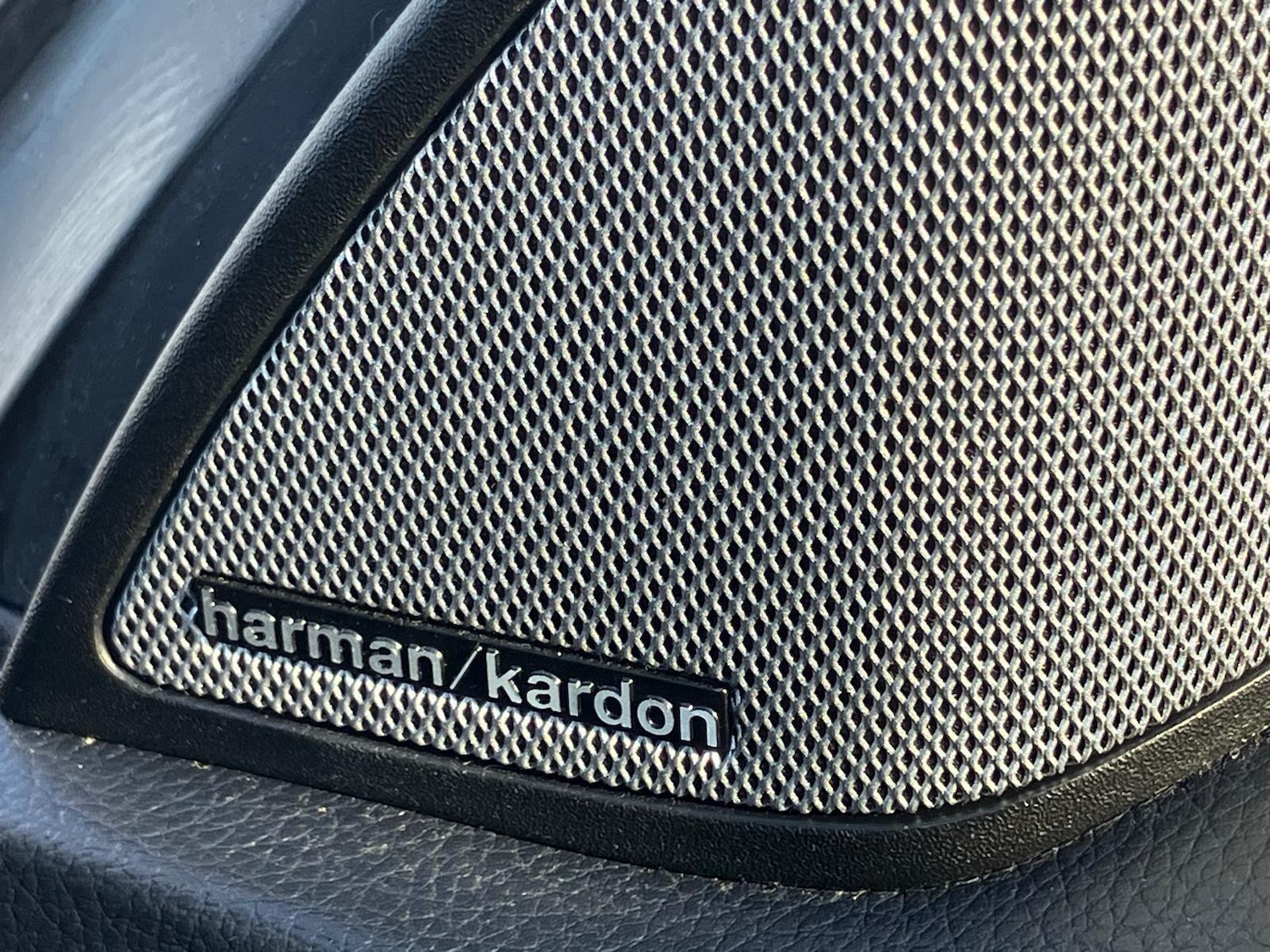 Used Mercedes-Benz E Class 2013 for sale - 76809295: Photo 26