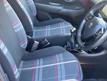 Used Peugeot 108 2015 for sale - 76064967: Photo