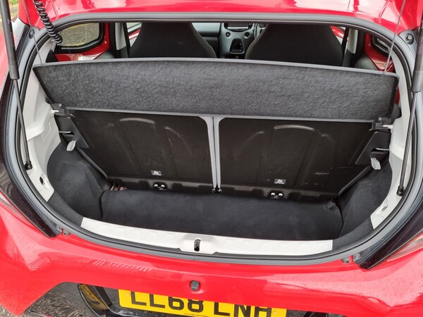 Used Toyota AYGO 2018 for sale - 75571984: Photo 6