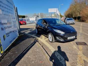Used Ford Fiesta 2015 for sale - 74952705: Photo