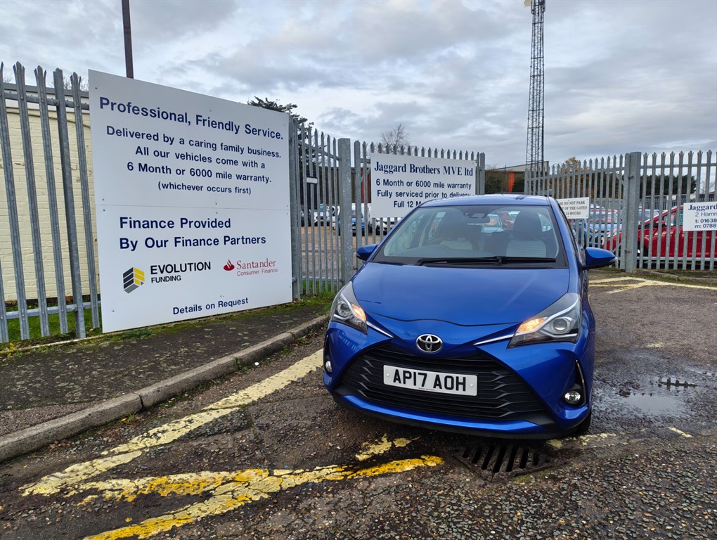 Used Toyota Yaris 2017 for sale - 76894971: Photo 1