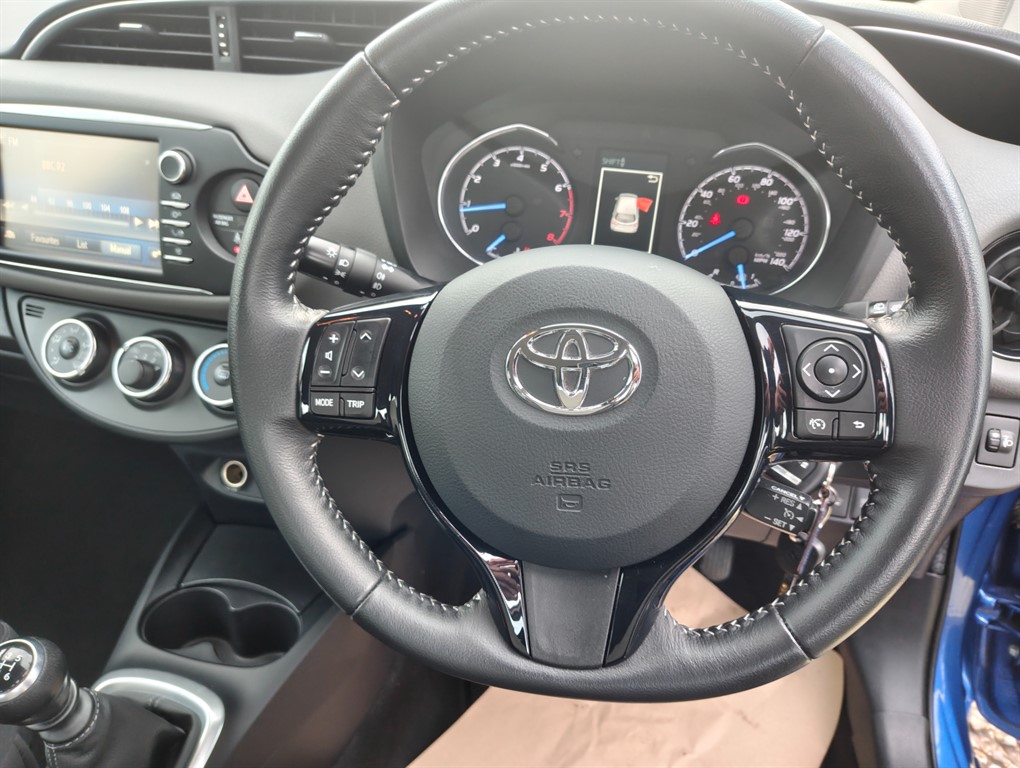 Used Toyota Yaris 2017 for sale - 76894971: Photo 10