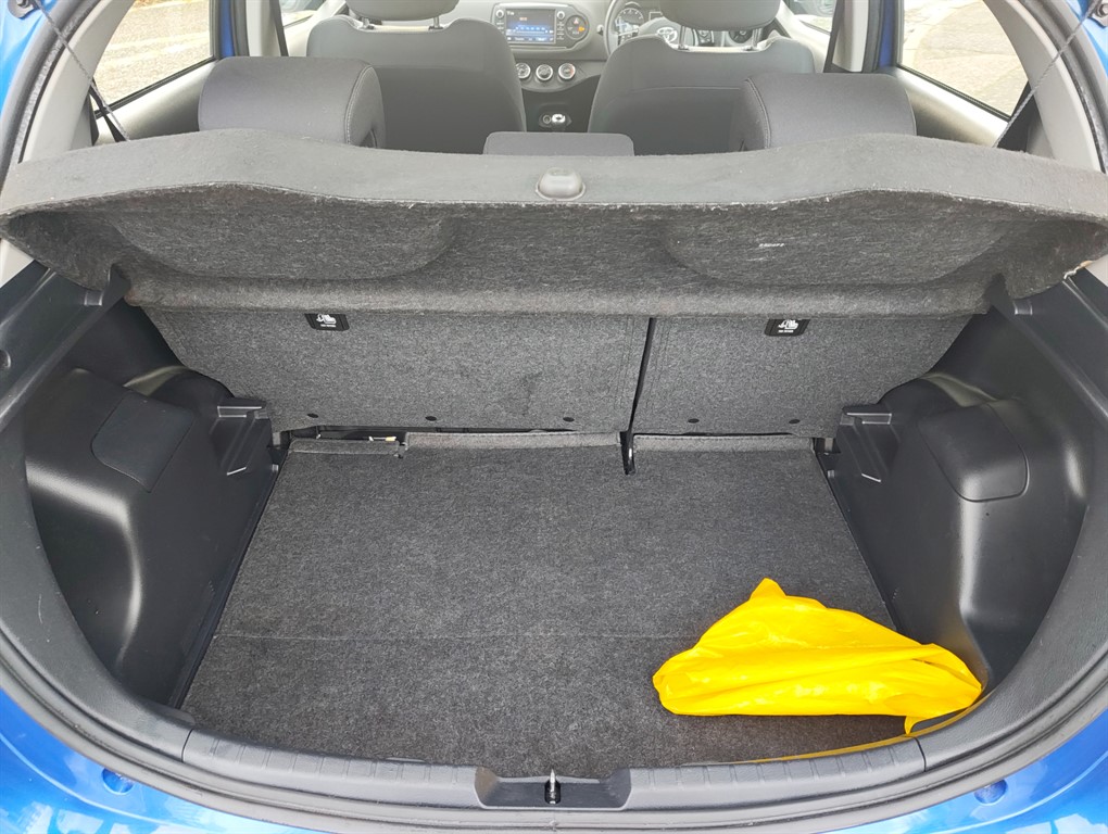 Used Toyota Yaris 2017 for sale - 76894971: Photo 6