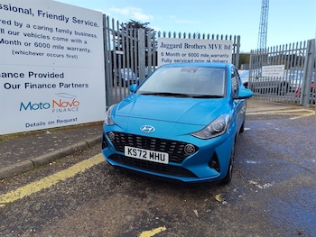 Used Hyundai i10 2023 for sale - 77934772: Photo