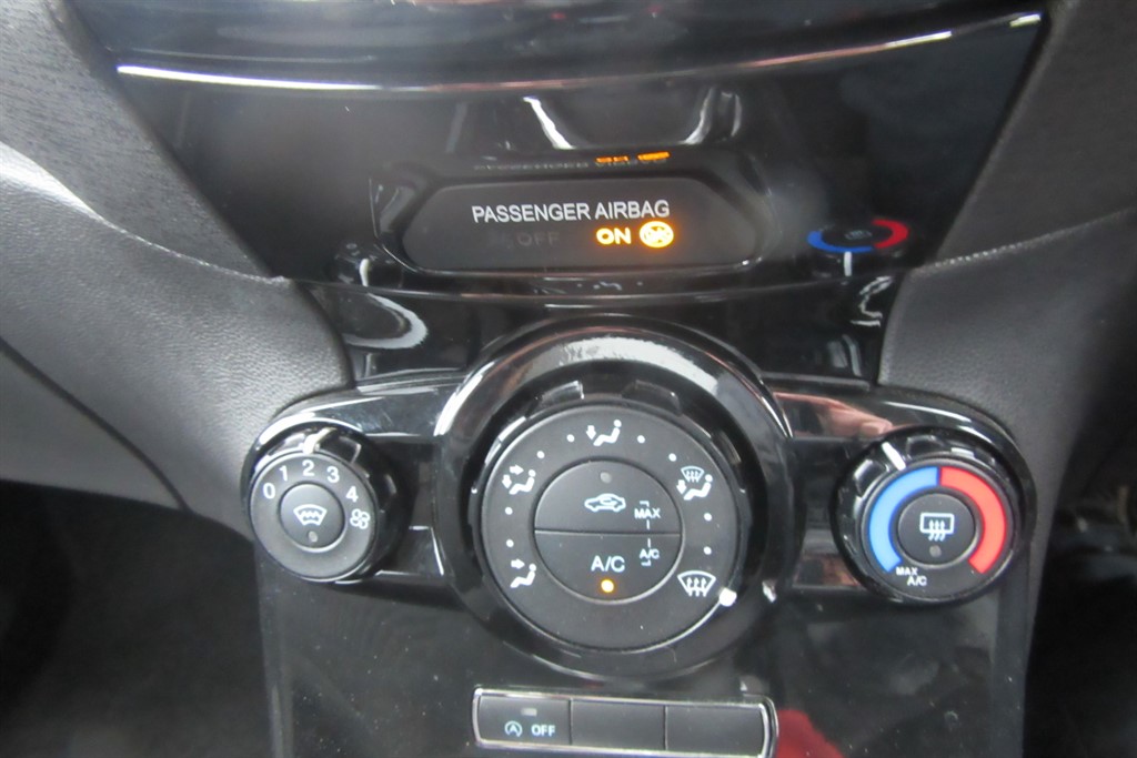 Used Ford Fiesta 2016 for sale - 77641011: Photo 12