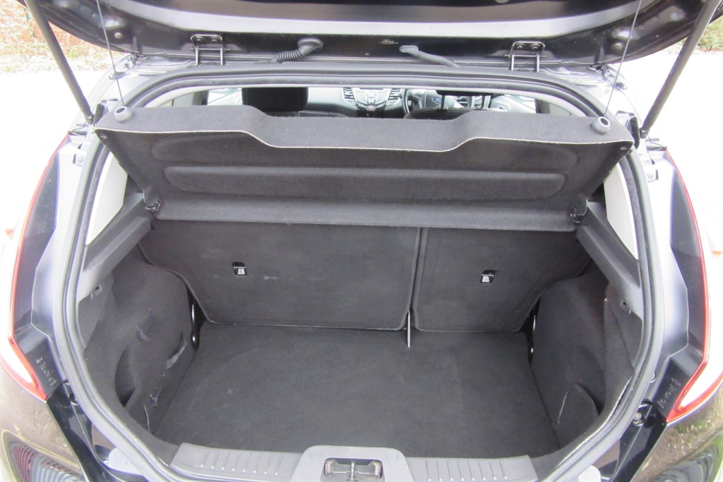 Used Ford Fiesta 2016 for sale - 77641011: Photo 7