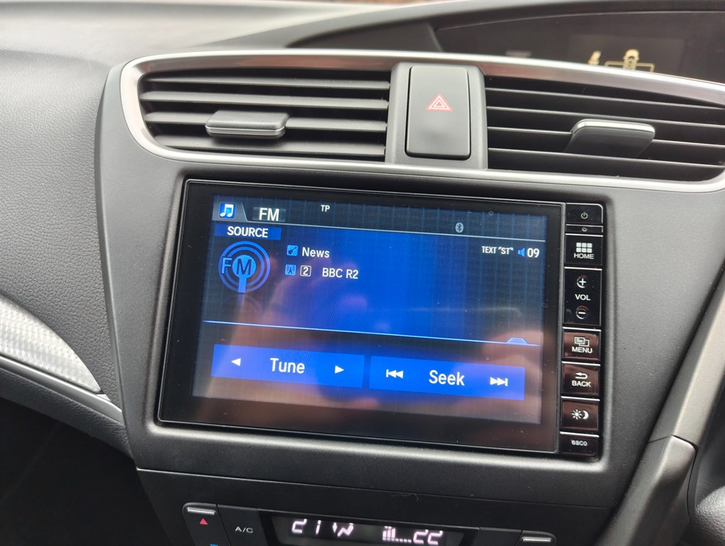 Used Honda Civic 2016 for sale - 76796703: Photo 11