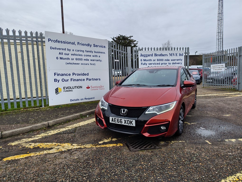 Used Honda Civic 2016 for sale - 76796703: Photo 3