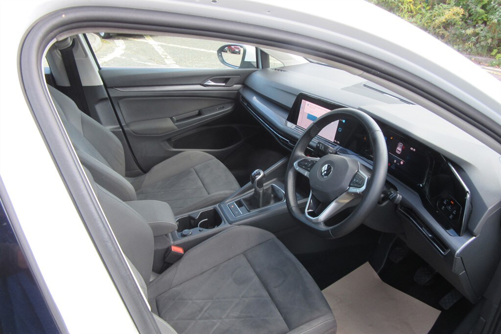 Used Volkswagen Golf 2020 for sale - 76037939: Photo 9