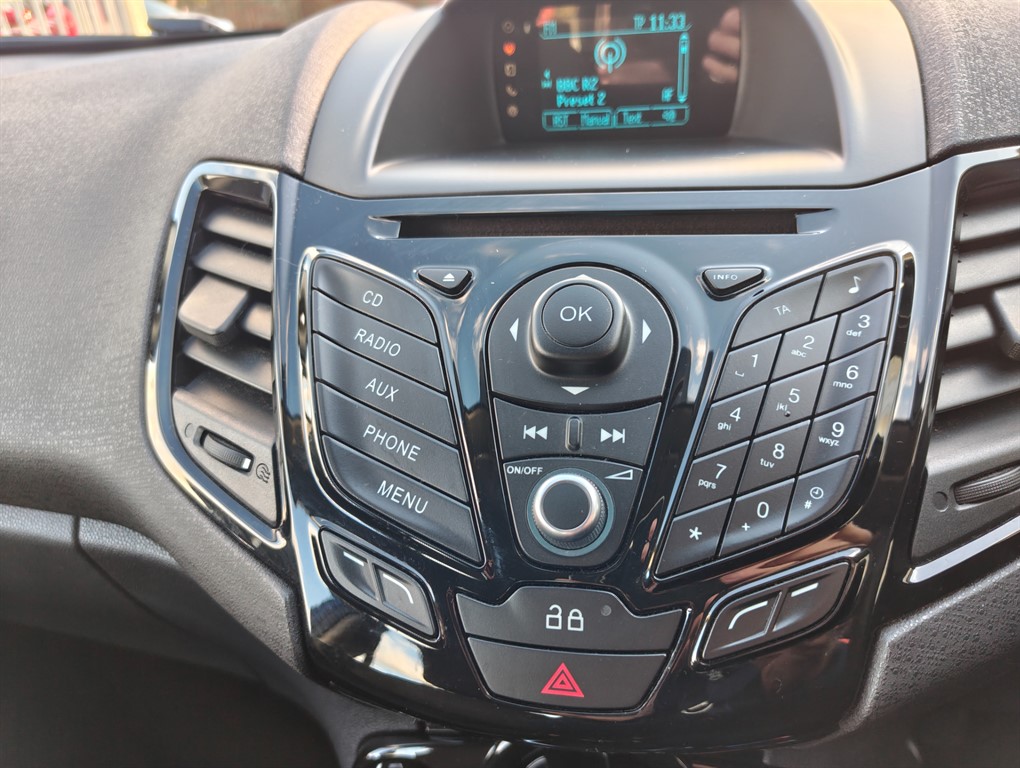 Used Ford Fiesta 2015 for sale - 77261957: Photo 14