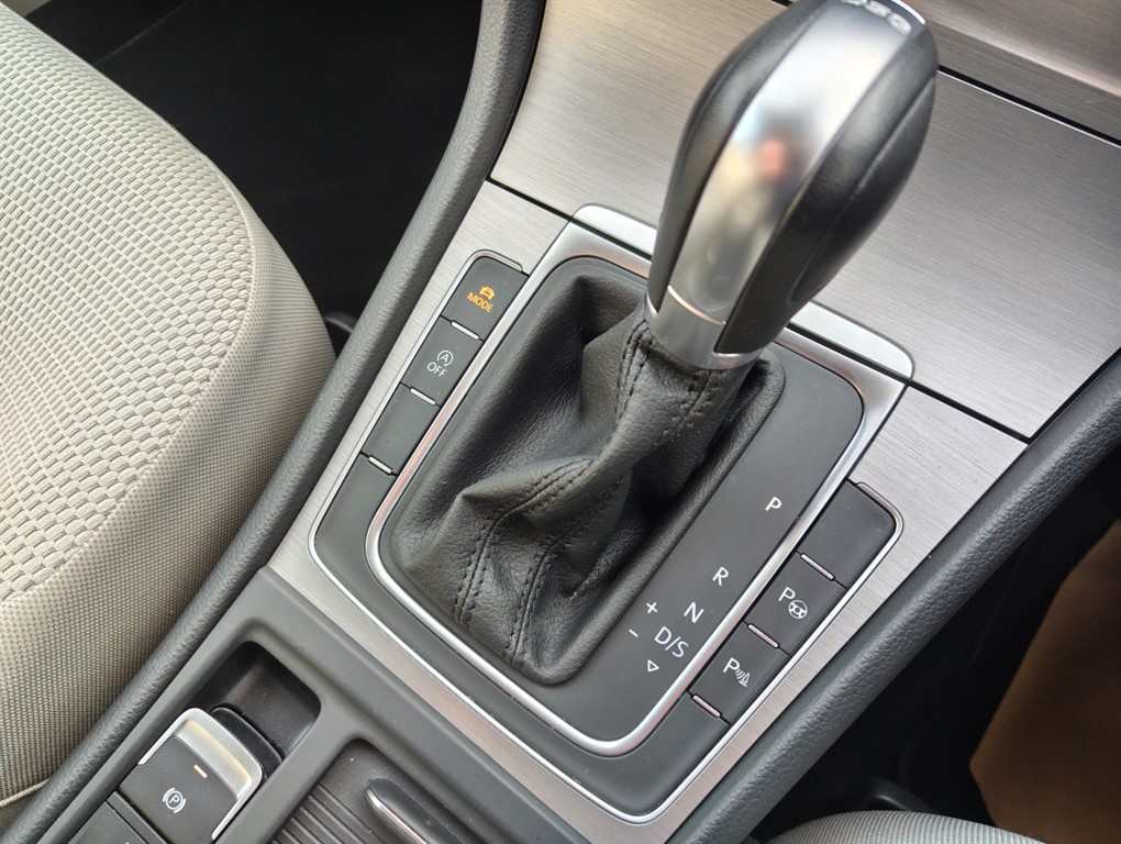 Used Volkswagen Golf 2016 for sale - 77576749: Photo 16