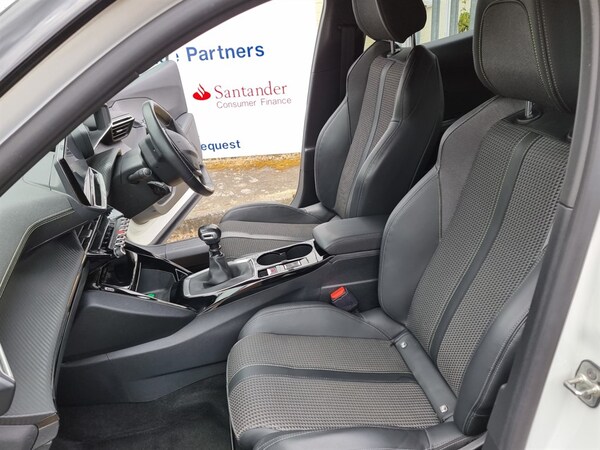 Used Peugeot 2008 2022 for sale - 75571130: Photo 11