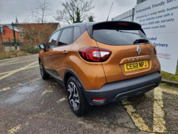 Used Renault Captur 2018 for sale - 74952797: Photo